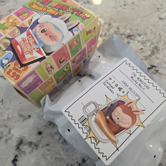 POP MART: Wacky Mart Labubu Figurine: Canned Sardines - Picture 3 of 4